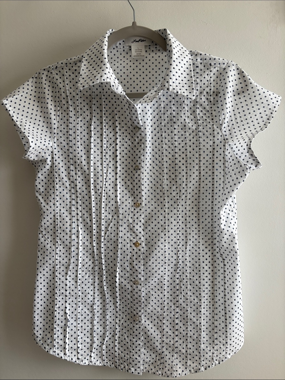 White w/navy Cotton Preppy Office Polka Dot Short Sleeve Pleated Back Top SZ L